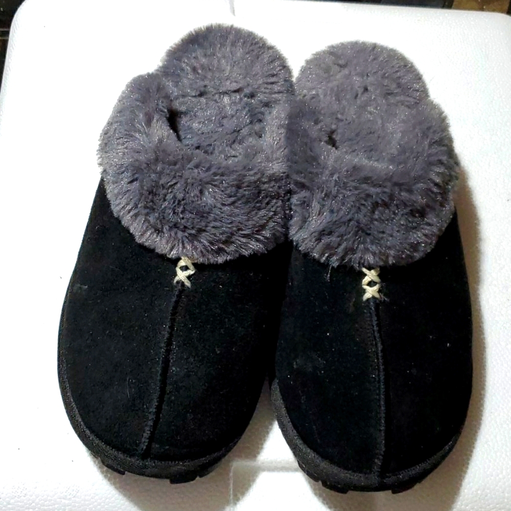 slippers